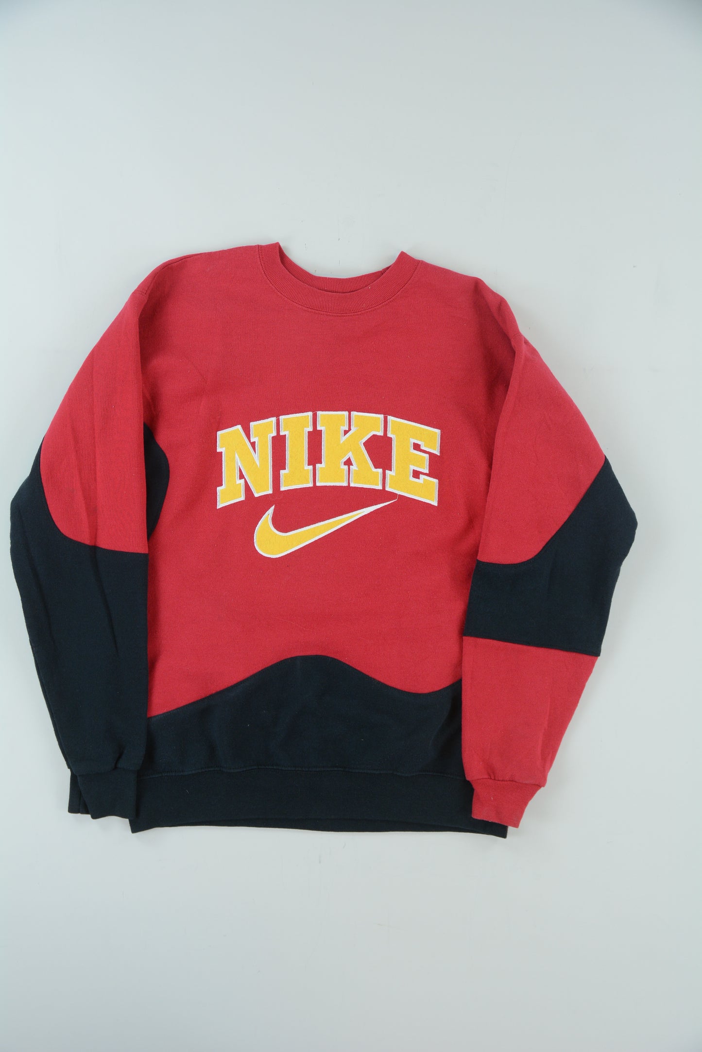 Reworked Nike sweater - M