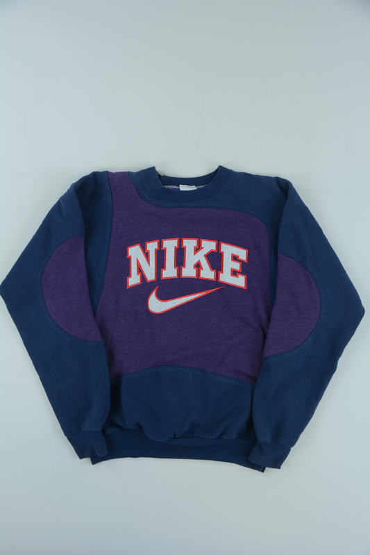 Reworked Nike Sweater - L