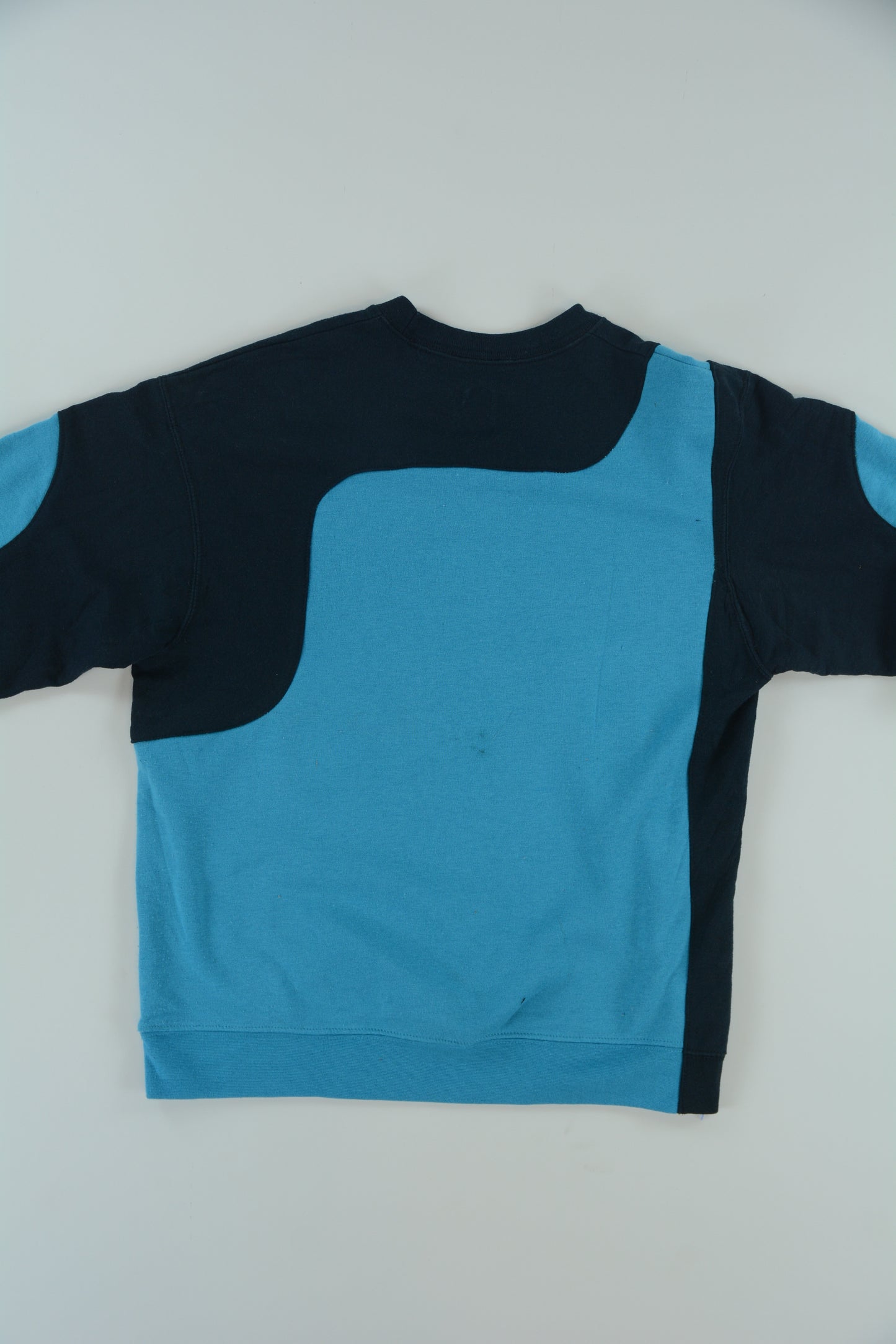 Reworked Stussy sweater - M