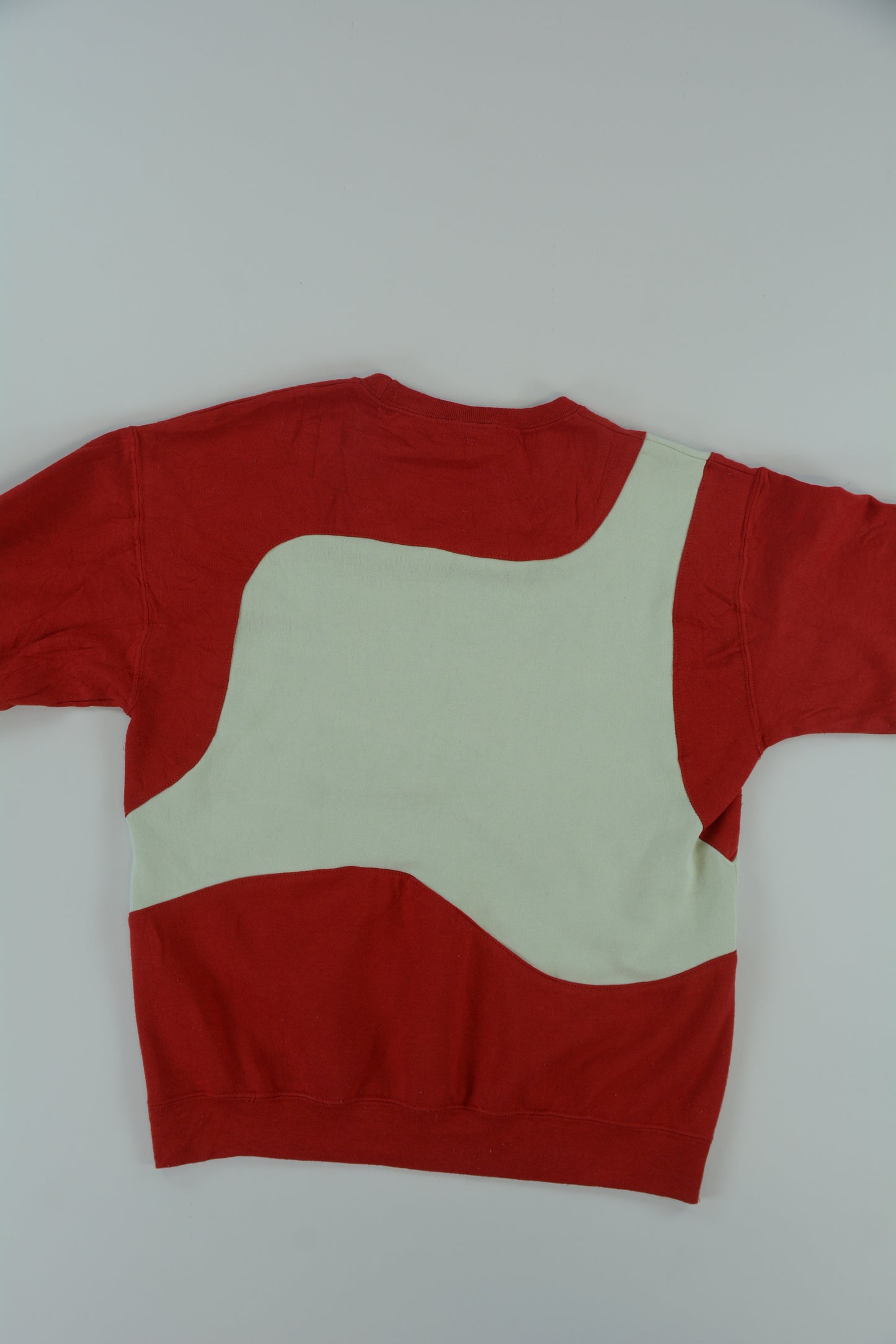 Reworked Stussy sweater - M