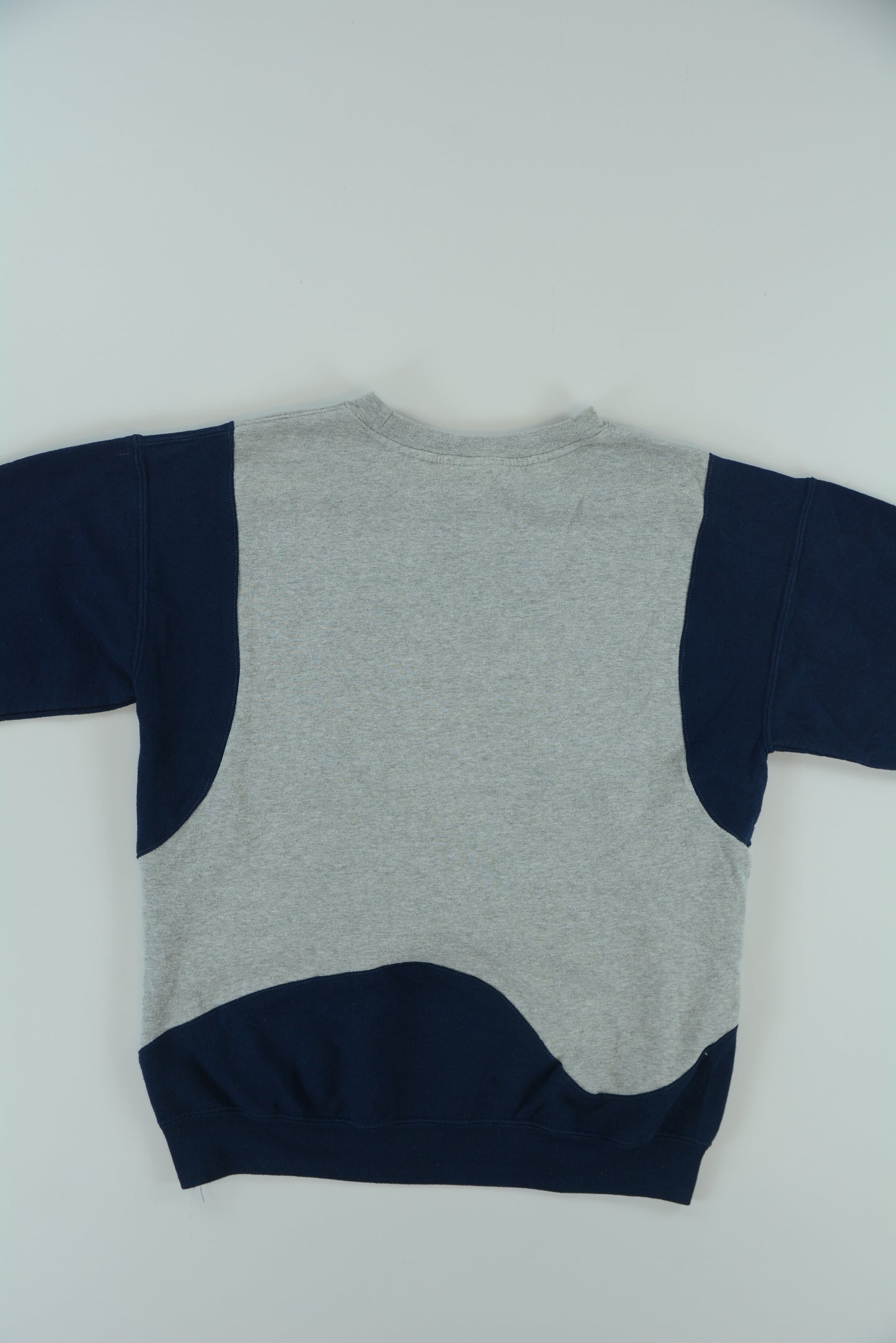 Reworked Stussy sweater - L